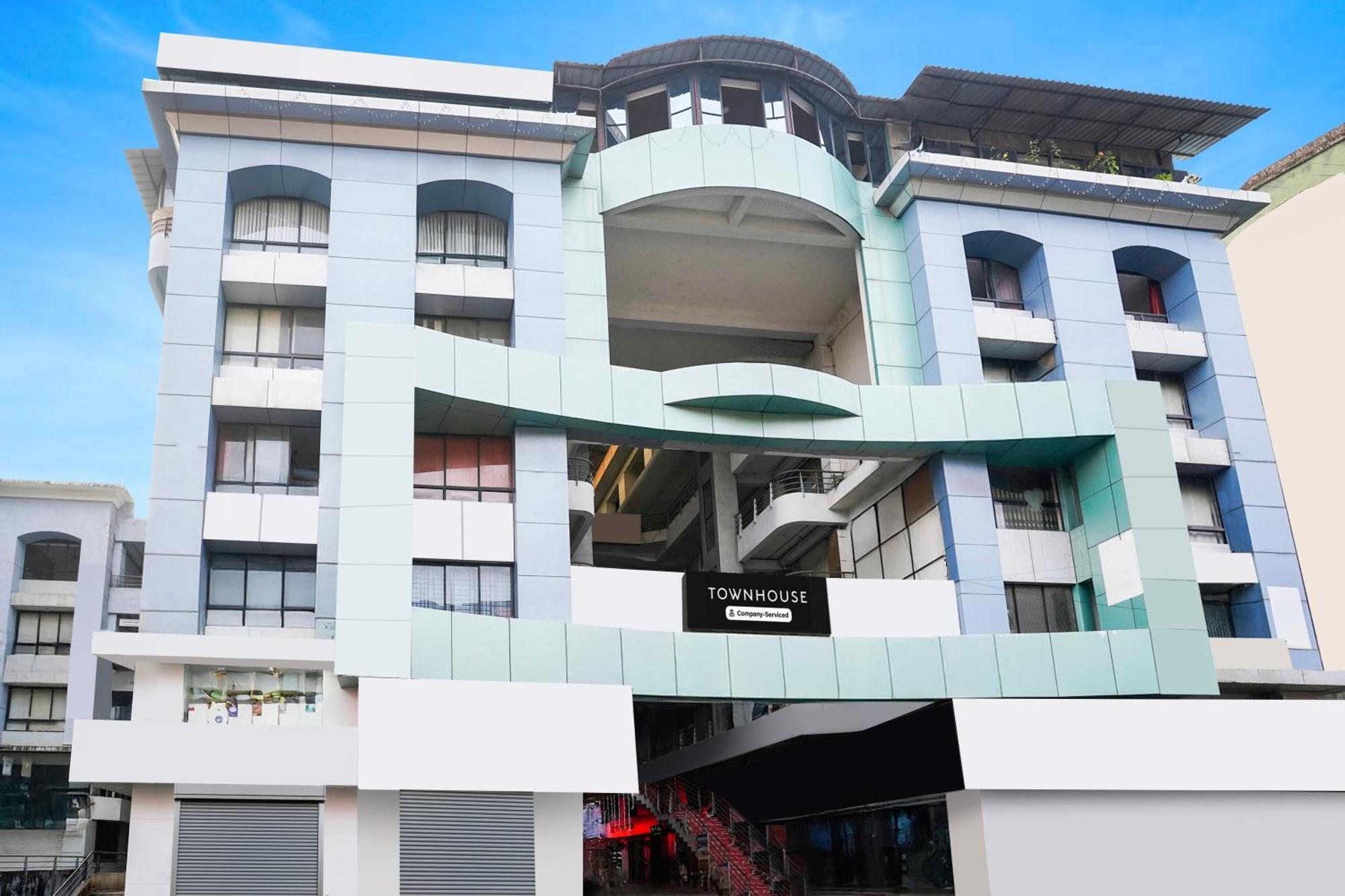 Отель Super Townhouse Margao Near Railway Station Экстерьер фото