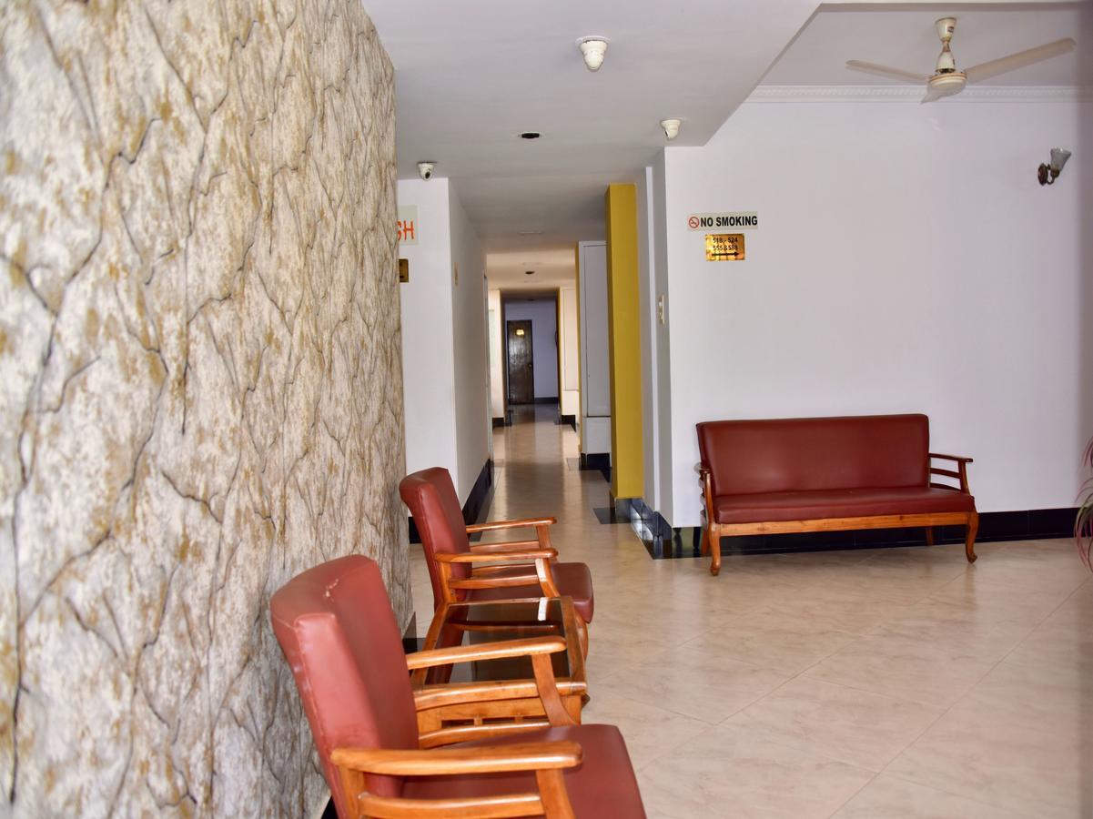 Отель Super Townhouse Margao Near Railway Station Экстерьер фото
